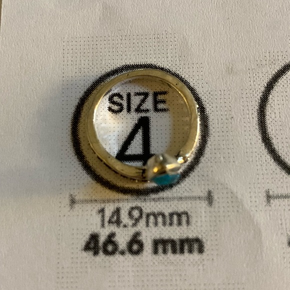 Small ring with a blue gem. Costumes jewelry for cosplay and theater - Picture 4 of 7